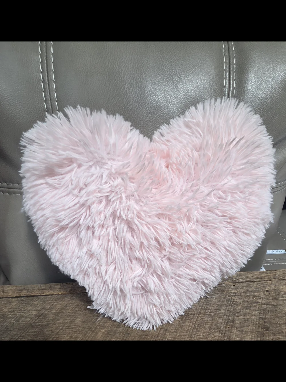 Super Soft Plush Heart Throw Pillows Duo - Pink and Creamy White ~ Bin 1D